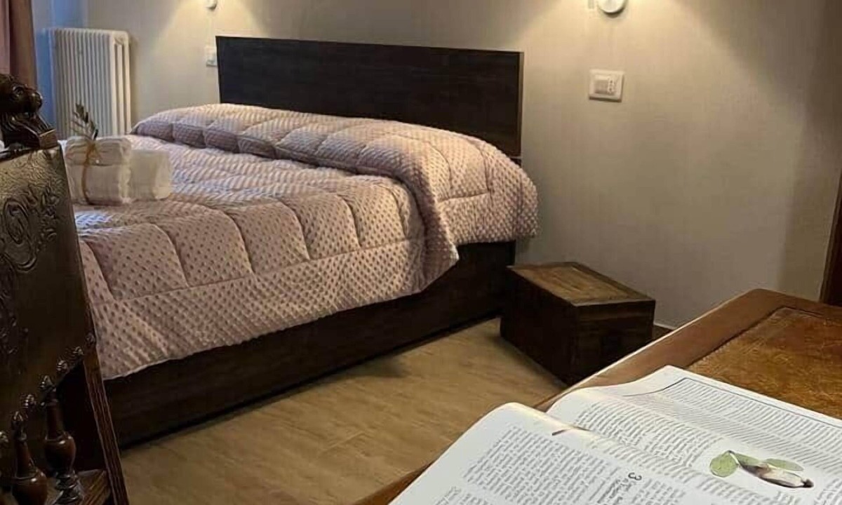 Montecchio Apartment | A Pink Primrose in the hamlet