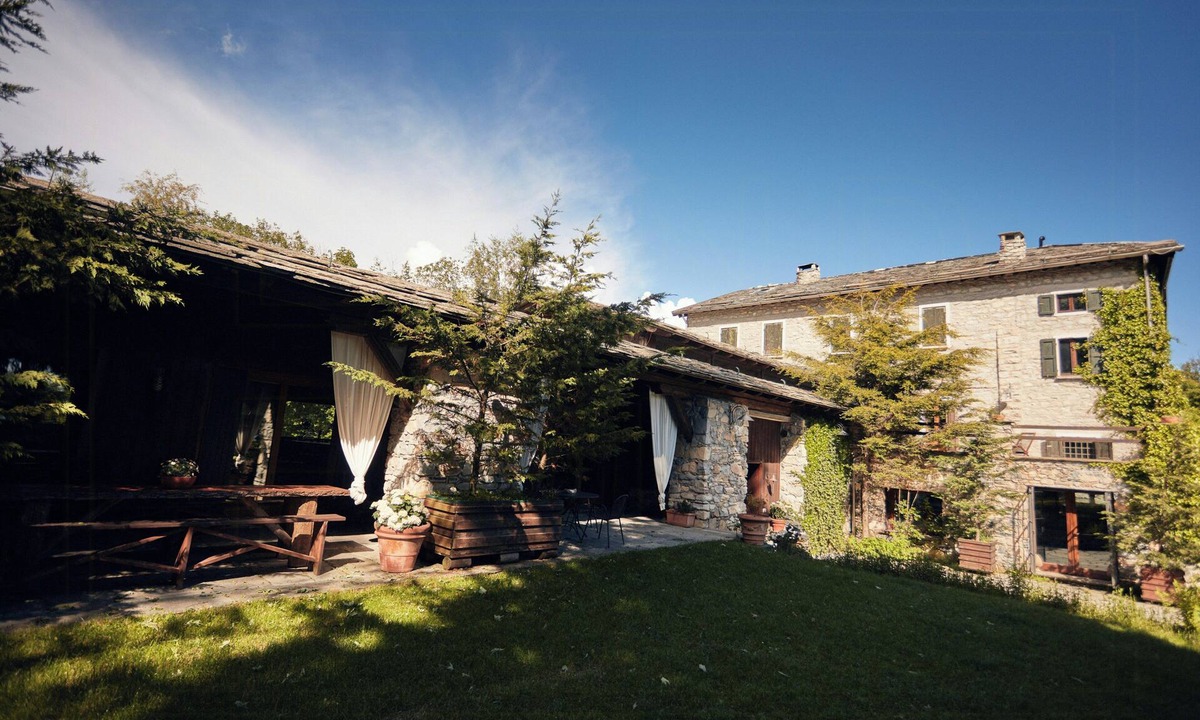 Cernobbio House | Ancient monastery in the Lariani mountains