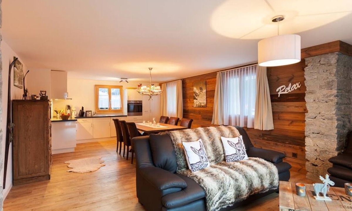Saas-Fee Apartment | Apartment Bristolino Appartement/Fewo, Dusche, WC, Terrasse by Interhome