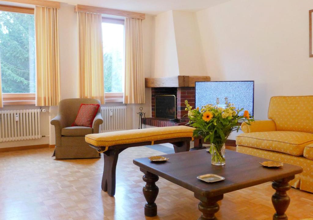 Surlej Apartment | Apartment Chesa Nair Gaver