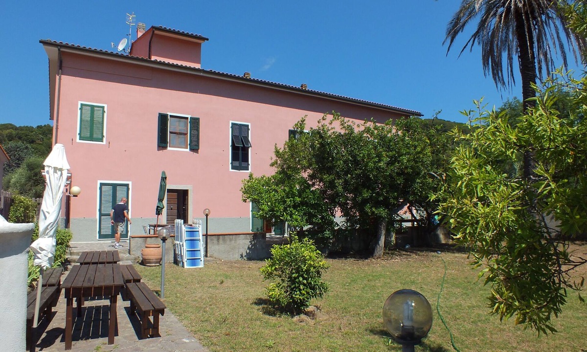 Campo nell'Elba Apartment | Apartment "CM1" with Garden near the Sea