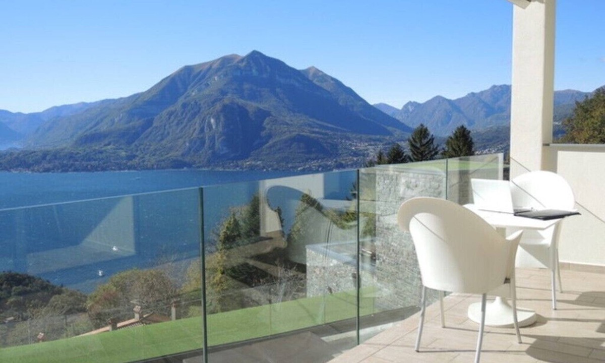Perledo Apartment | Apartment 'Italian Heaven' with Lake View, Wi-Fi and Air Conditioning