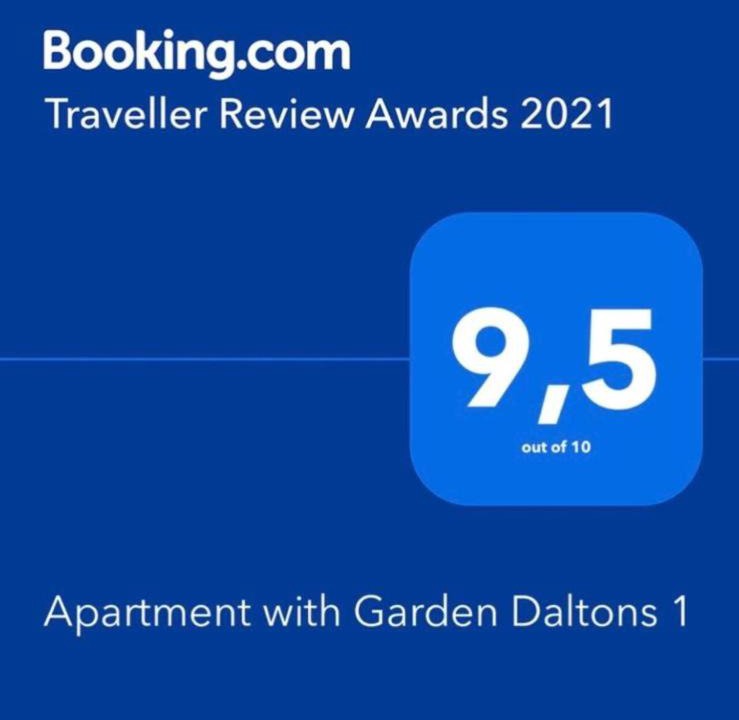 Lens Apartment | Apartment with Garden Daltons 1