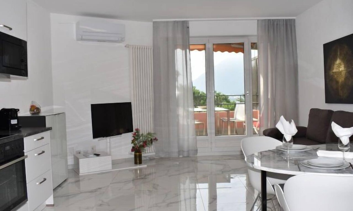 Bissone Apartment | App. 704 by Interhome