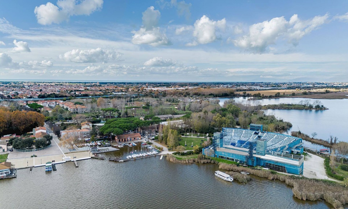 Torre del Lago Puccini Apartment | appartamento Joelle by Interhome