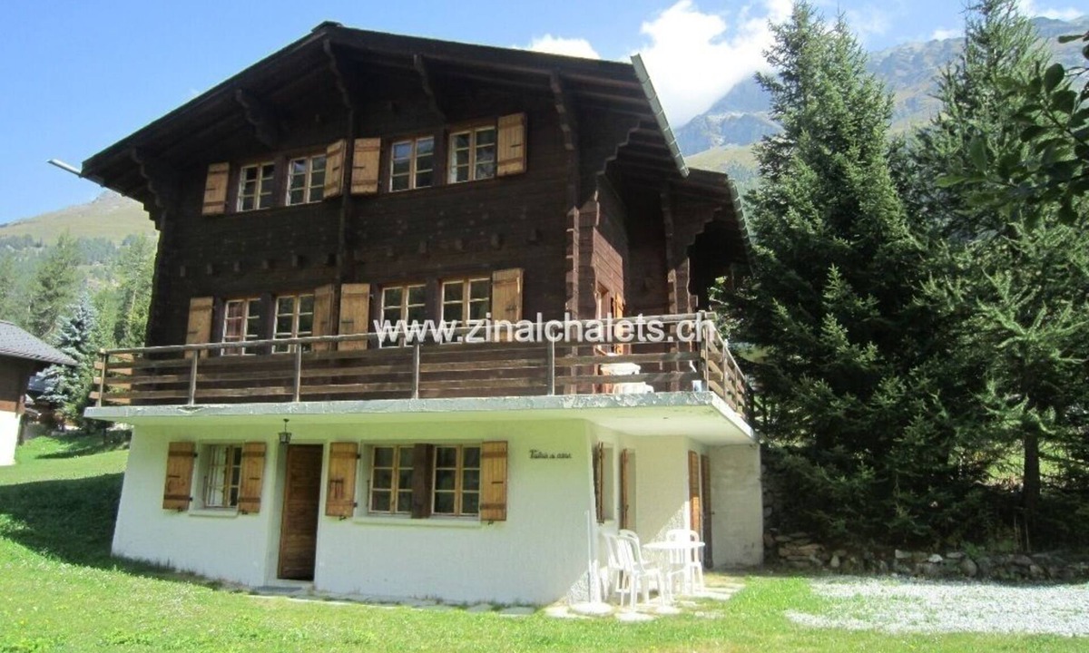 Zinal Apartment | Appartment in a chalet in Zinal - 2 bedrooms with 2 beds - living room - TV broadcasting - kitchen -