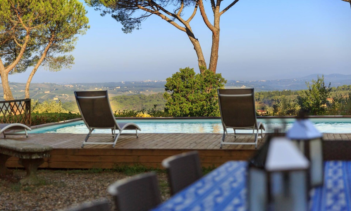 Greve in Chianti Villa | Authentic Private Tuscan Villa for 12 people in Greve: the Heart of Chianti
