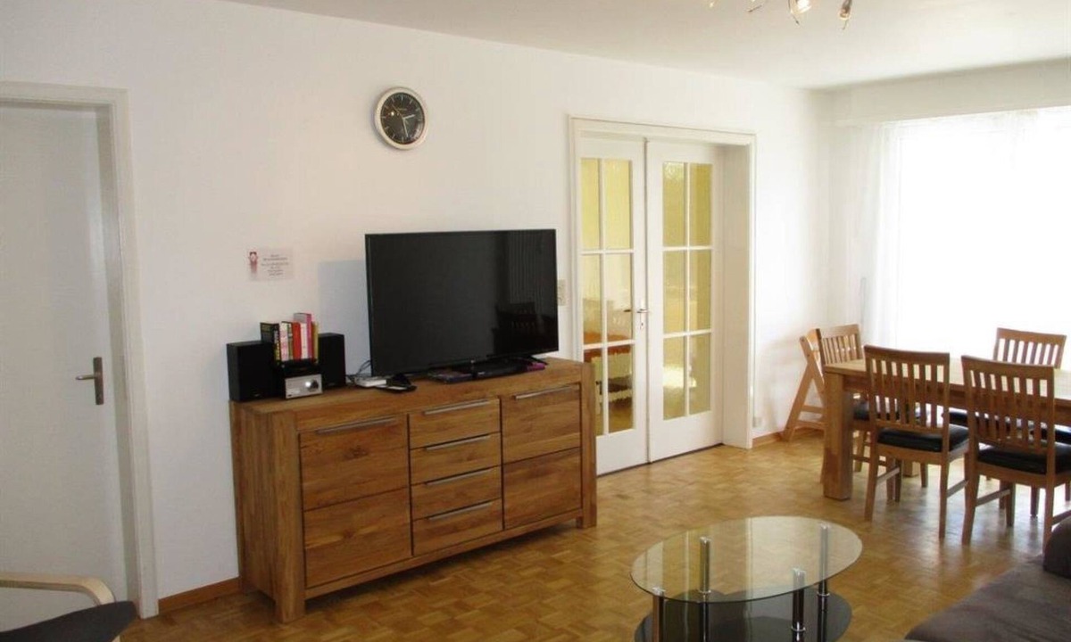 Meierhof Apartment | Bündalodge 1015 Appartement/Fewo, Dusche oder Bad, WC 4-Zimmerwohnung by Interhome