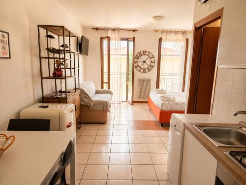 Eraclea Mare Apartment | BeaMare - Monolocale - Massimo tre ospiti con posto spiaggia - Studio Apartment - Max 3 people with 1 private umbrella and two SunBeds at the private beach of Eraclea Mare