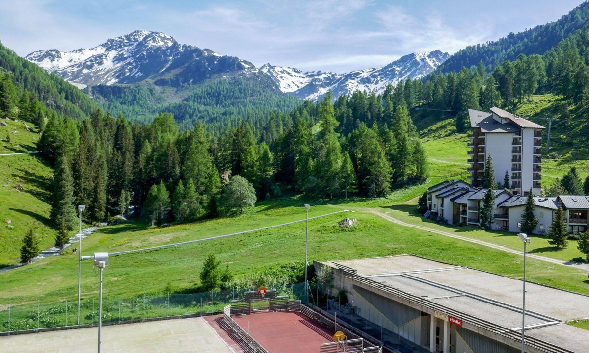 Noveli Apartment | Beautiful apartment for 6 guests with WIFI, TV, balcony and pets allowed