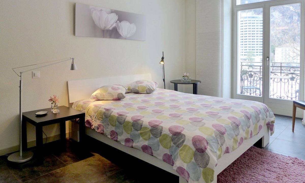 Central Interlaken Apartment | Beautiful apartment for 4 guests with WIFI, TV, balcony and panoramic view