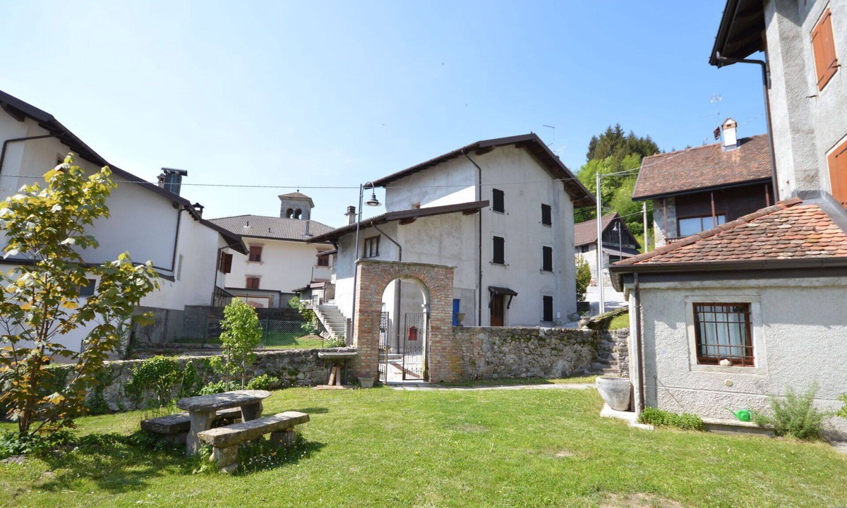 Raveo Apartment | Beautiful apartment for 3 people with WIFI, TV and patio
