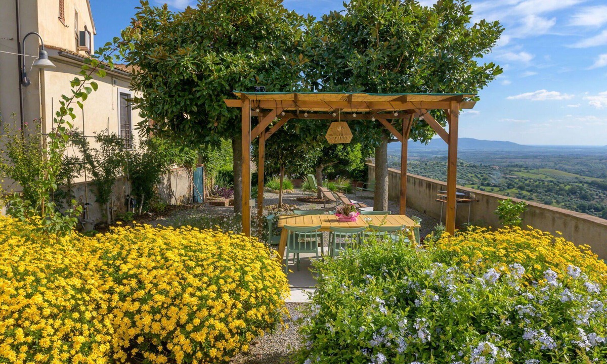 Montiano House | Beautiful private villa for 9 guests with WIFI, TV, patio, pets allowed and panoramic view