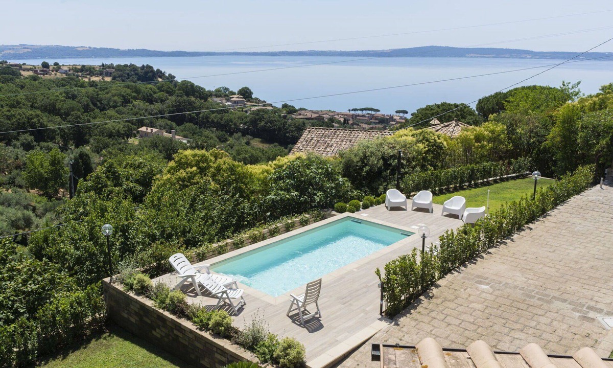 Lake Bracciano Villa | Beautiful private villa for 14 guests with A/C, private pool, WIFI, TV, patio and pets allowed