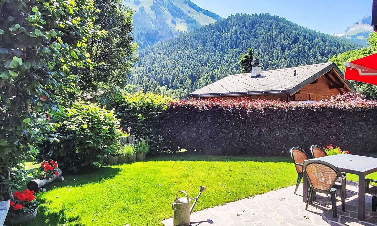 Ovronnaz House | Beautiful private villa for 7 people with WIFI, TV, terrace and pets allowed