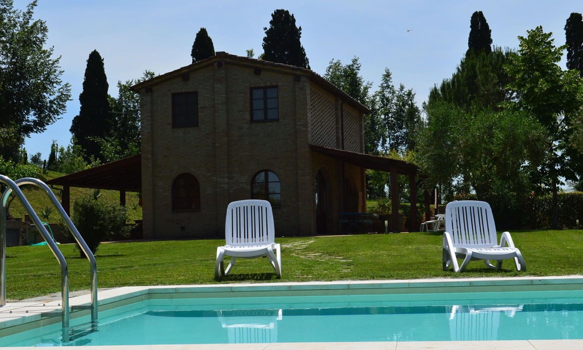 Ponte di Gabbiano Villa | Beautiful private villa with A/C, WIFI, private pool, TV, veranda, panoramic view, close to Siena