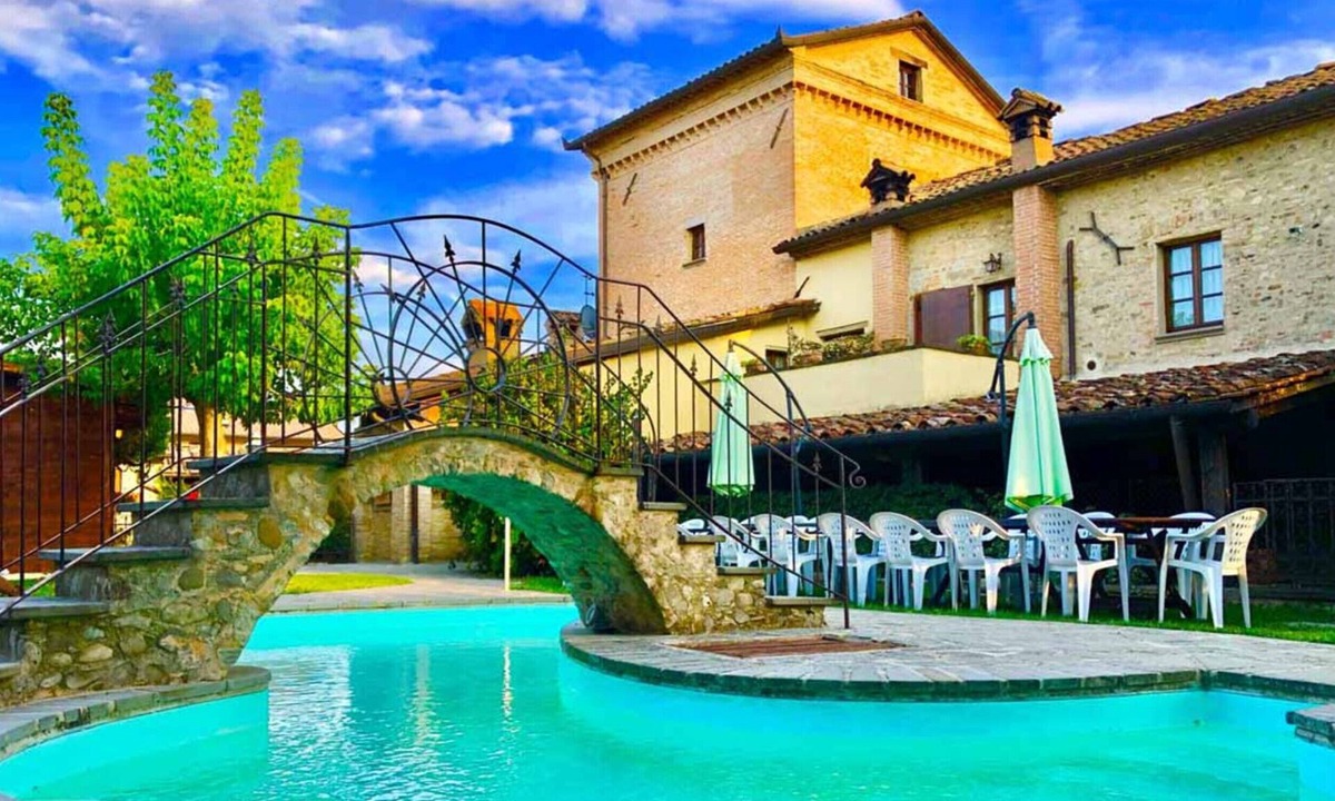 Piosina Villa | Beautiful Villa Monastery Guest House in Tuscany