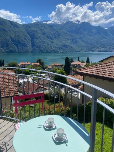 Bellagio House | Bellagio Lake Flat - Lake view & balcony, near the center