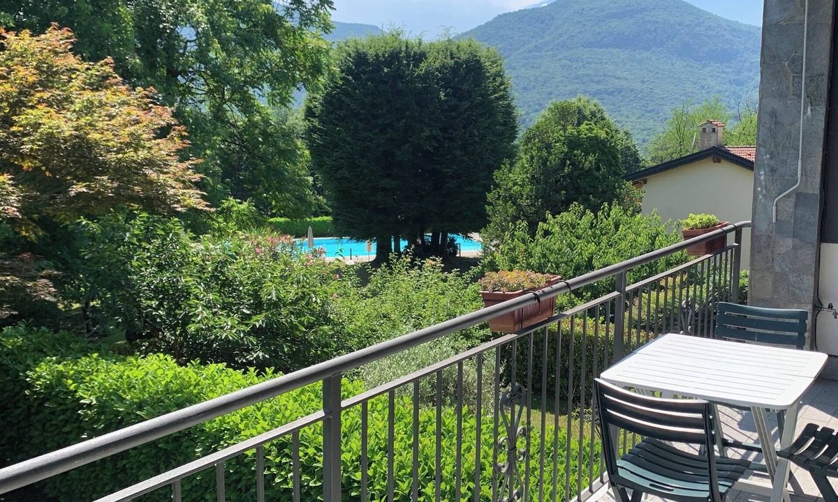 Montegrino Valtravaglia Apartment | Casa Valentina - Pool, Tennis & AC - Lake Maggiore
