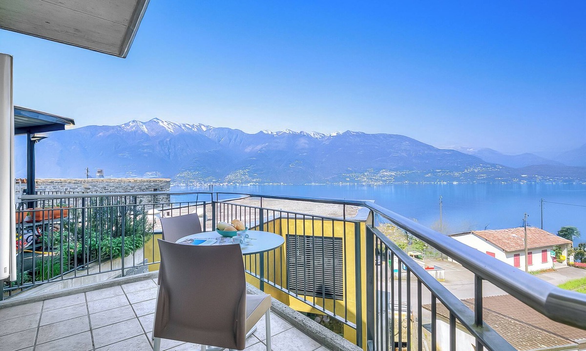 Caviano Villa | Casa Zaira 2 3BR in Caviano Gambarogno, Caviano, Switzerland