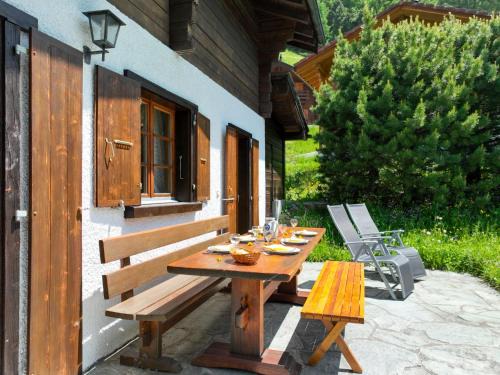 Zinal Ski Chalet | Chalet Notre Rêve by Interhome