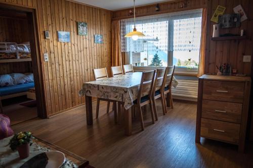 Rosswald Apartment | Chalet Sunnuterrasse