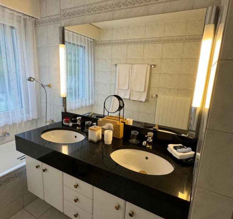 Kriens Bed & Breakfast | Chlösterli
