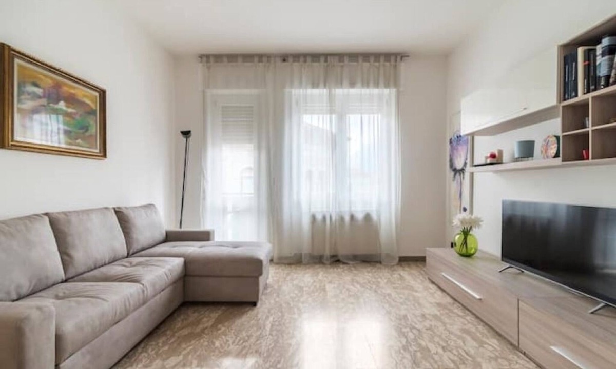 Como Apartment | Como 68, Elegant apartment in the center of Como, 3 minutes from the historic center