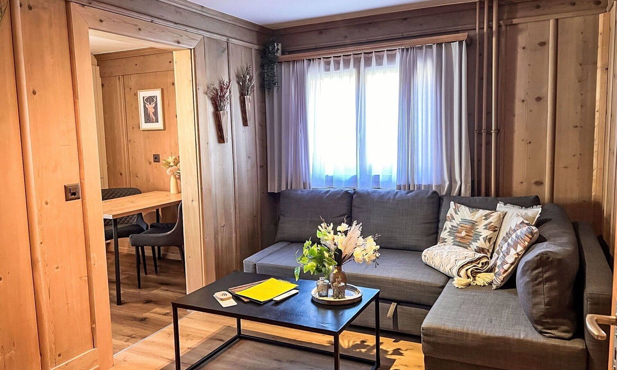 Klosters Platz Apartment | Cosy apartment for 4 people with WIFI, TV and pets allowed