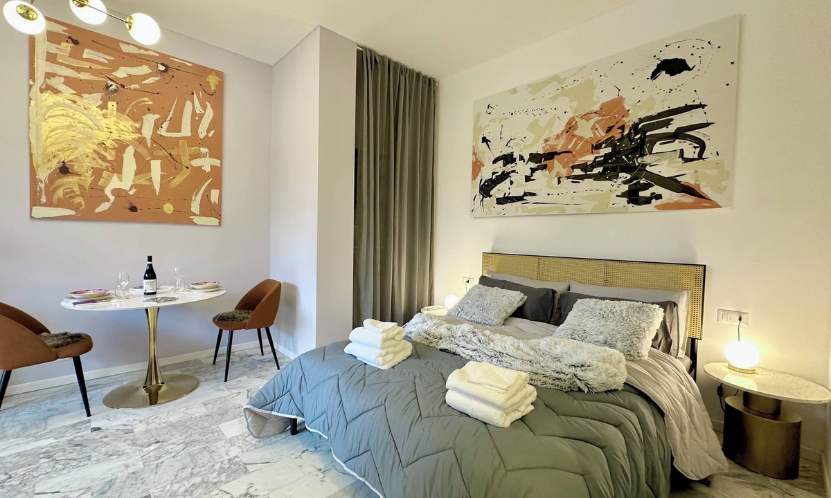 Borgo San Leonardo Apartment | Elegant and Private, close to the city center. Gran Dimora dei Sensi e Charme.