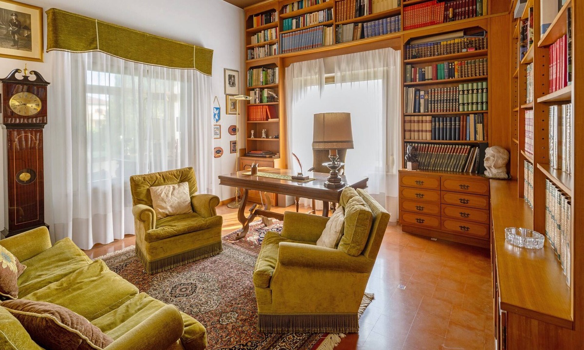 Latisana Villa | Elegant Villa with Private Park near Lignano and Bibione