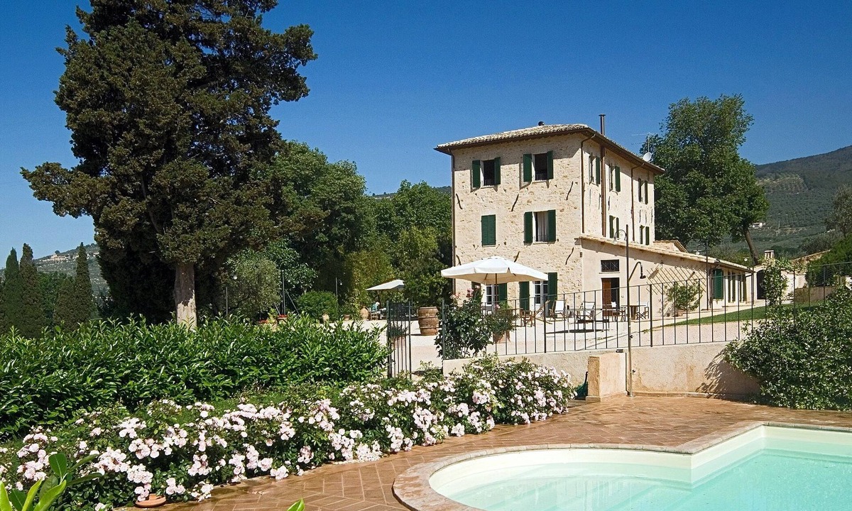 Spello Villa | Farmhouse holidays in Umbria, the green heart of Italy, amongst art and nature