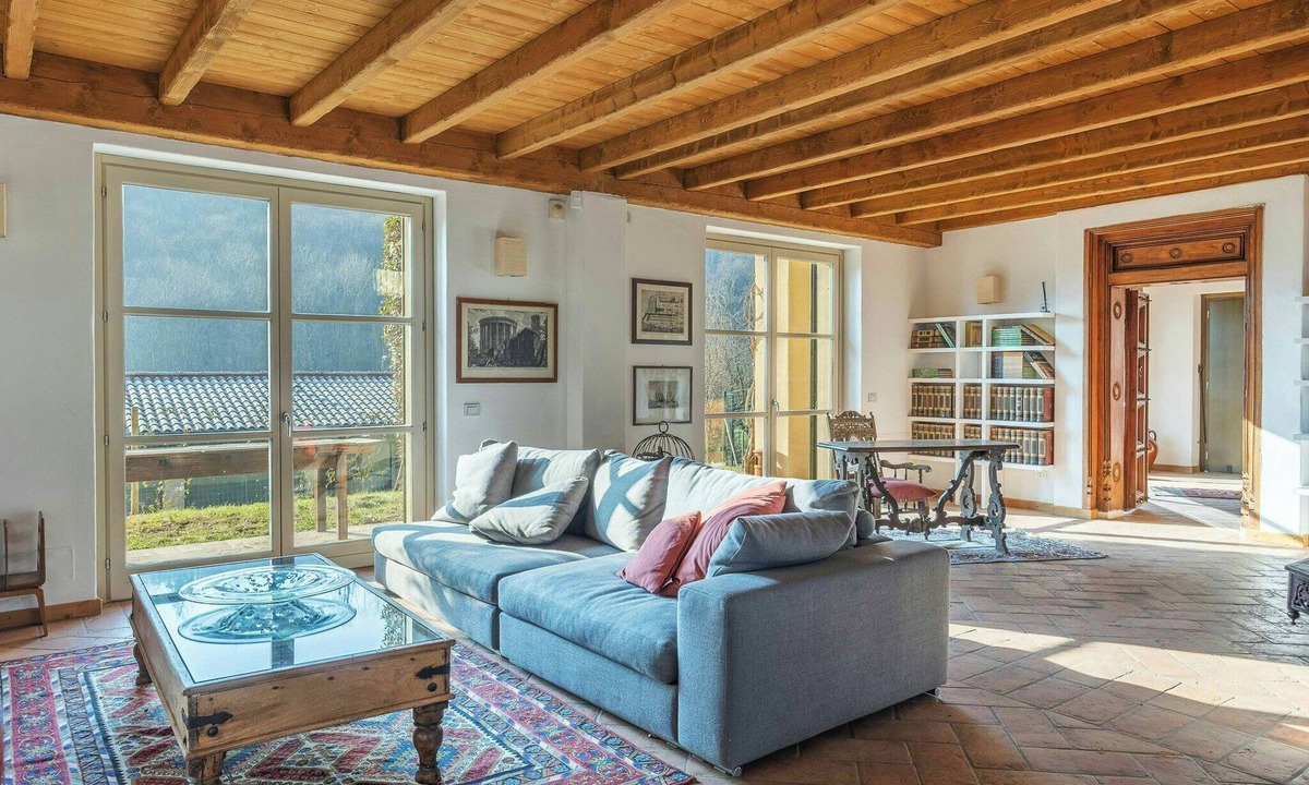Sirone House | Farmhouse on working farm near Lake Como