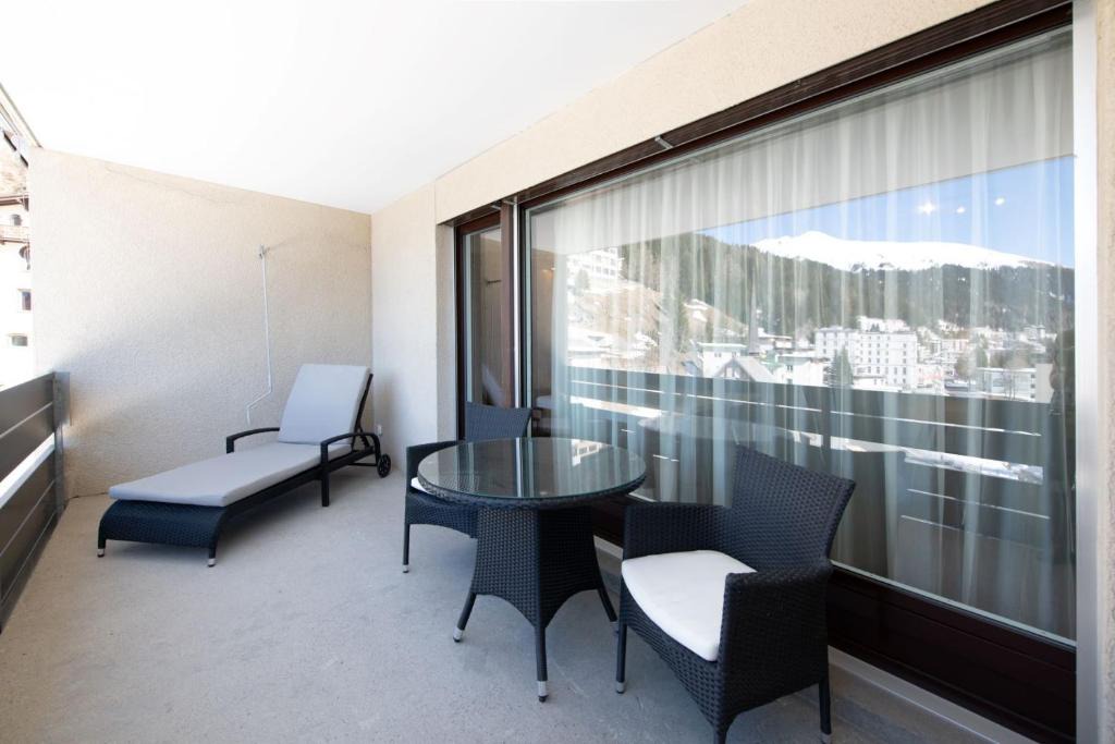 Davos-Platz Apartment | Ferienwohnungen, Carlton am Park, Davos Platz