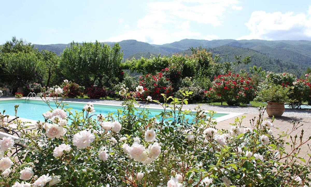 Spoleto Apartment | Gorgeous loft with high ceilings, wooden interiors and panoramic terrace, pool