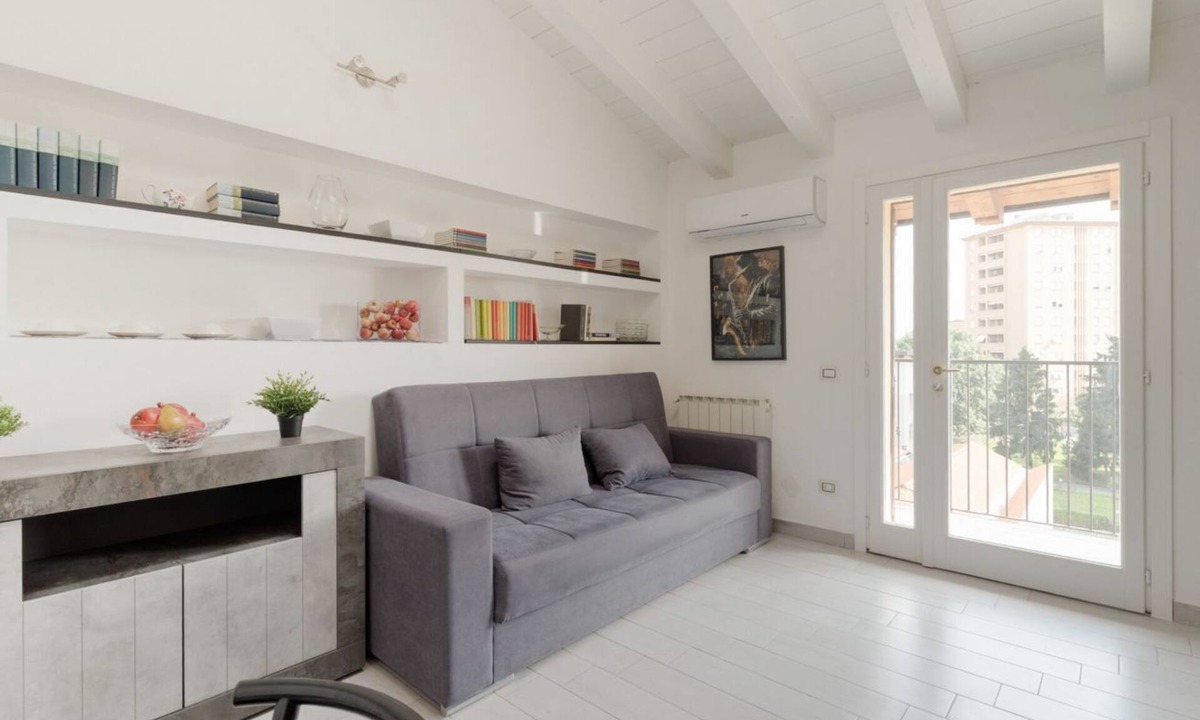 Isola del Bosco - Delle Corti Apartment | GuestHost - Charming 40 sqm apartment, ideal for up to 2 people, located on the fourth floor of a building with an elevator (NOT accessible to disabled guests).The property is located in Sesto San Giovanni, a residential neighborhood with plenty of ameni
