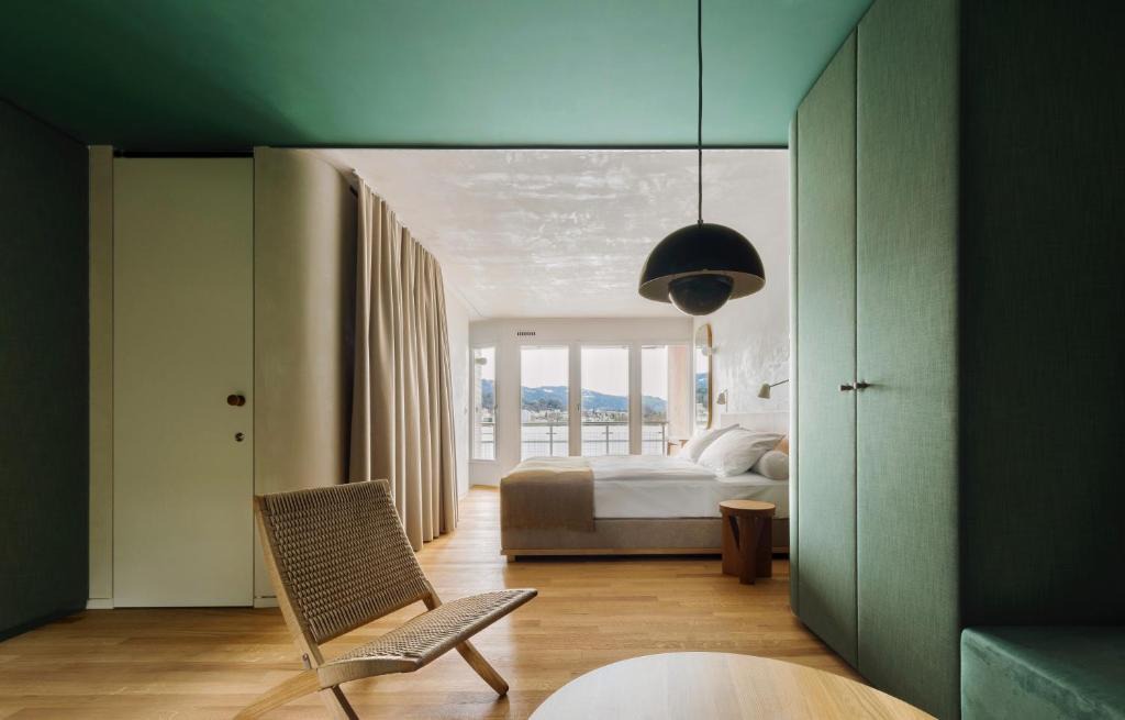 Lucerne Hotel | HERMITAGE Lake Lucerne - Beach Club & Lifestyle Hotel