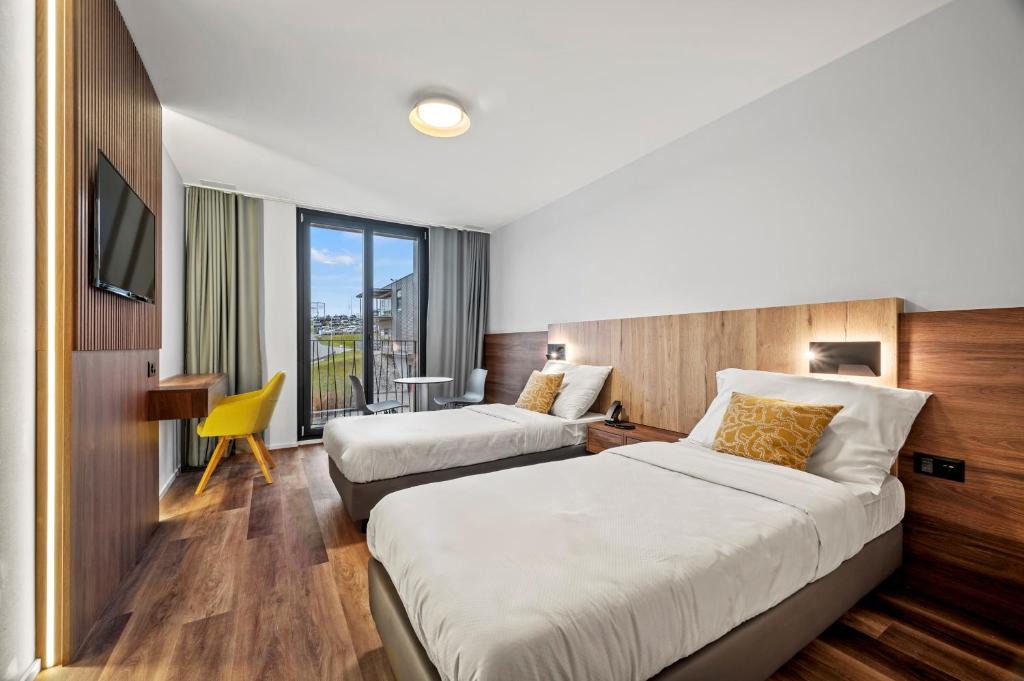 Granges-Paccot Hotel | Hine Adon Fribourg Nord Self checkin