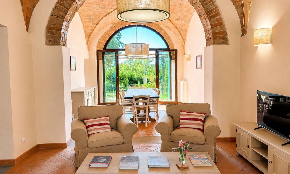 Castelnuovo di Val di Cecina House | Historic House Casa Alloro Castello di Vecchienna - 30 mn from the sea