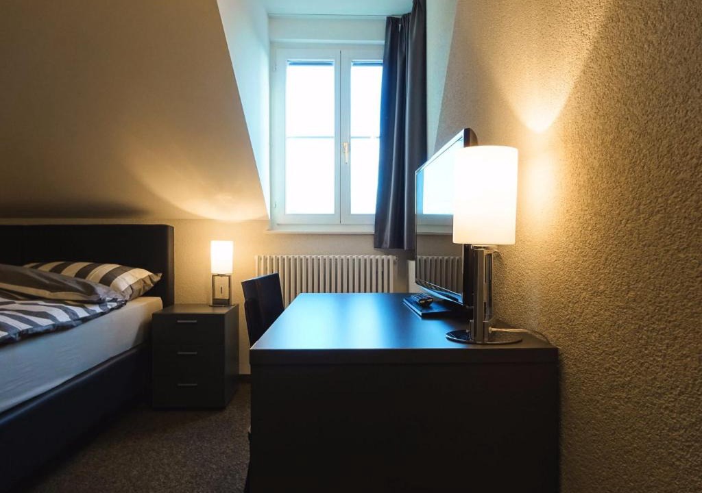 Yvonand Hotel | Hotel de ville d'Yvonand