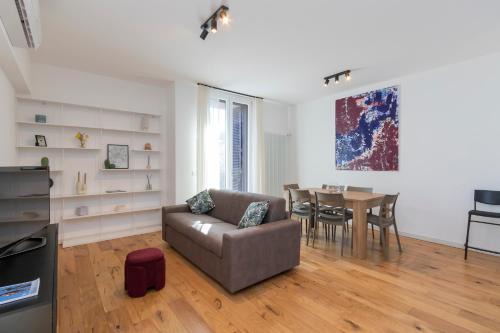Comasina Apartment | I-Host Apartment - Assietta