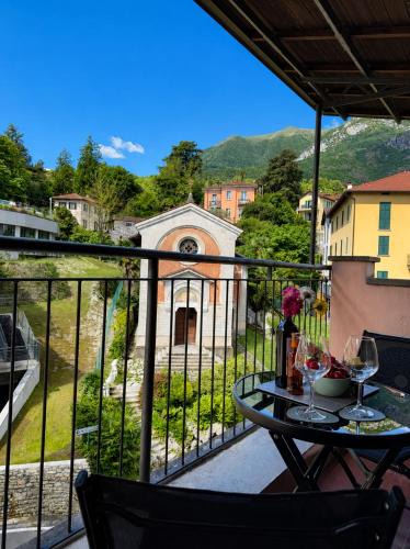 Cadenabbia Apartment | Il Balcone di Griante, Apt centrale con garage coperto