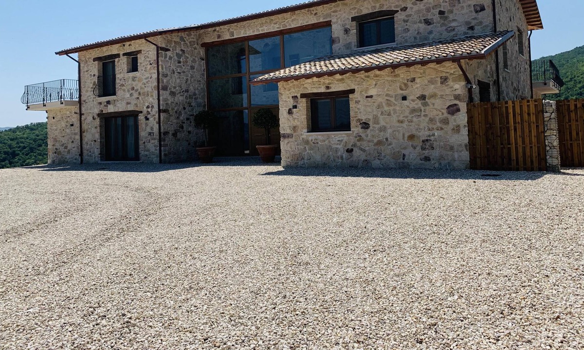 Gessopalena House | Il Casale Salcim - Luxury Villa with private swimming pool, views and terraces