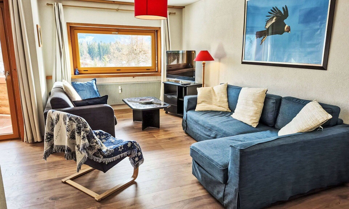 Montana Apartment | Lovely apartment for 6 guests with WIFI, TV, balcony, pets allowed and panoramic view