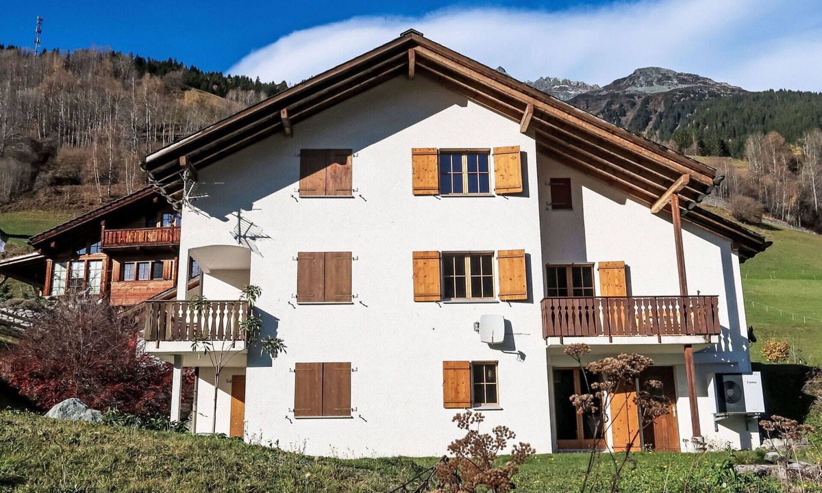 Rabius Apartment | Lovely apartment for 6 guests with WIFI, balcony and panoramic view