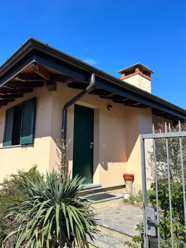 Villaggio Belmonte Apartment | Luisa Apartment, Lake Maggiore