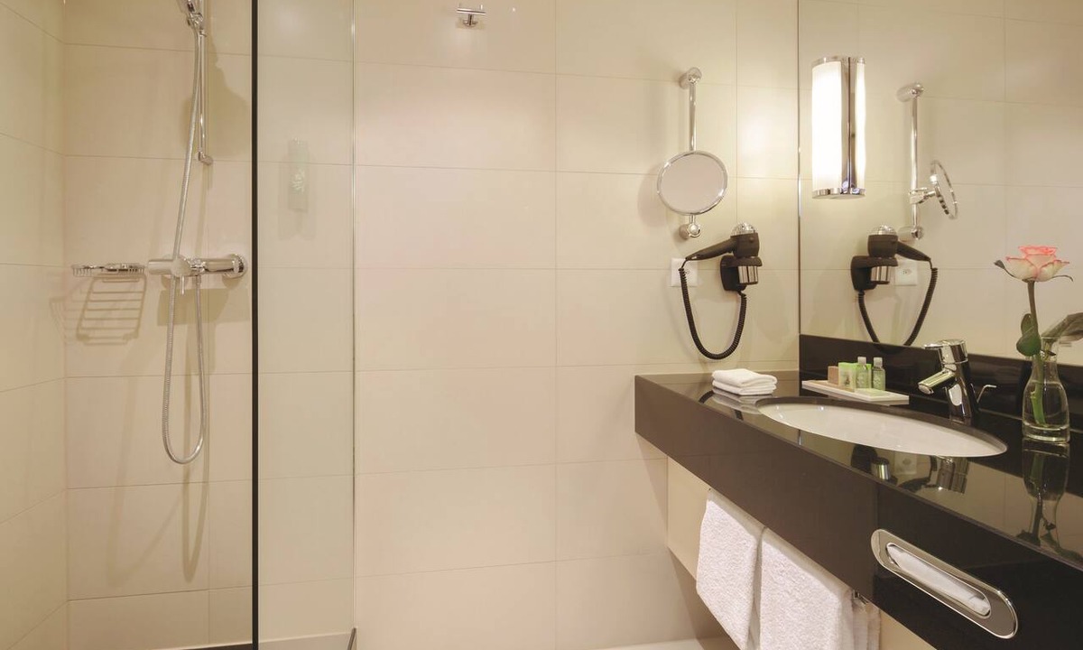 Egerkingen Hotel | Mövenpick Hotel Egerkingen