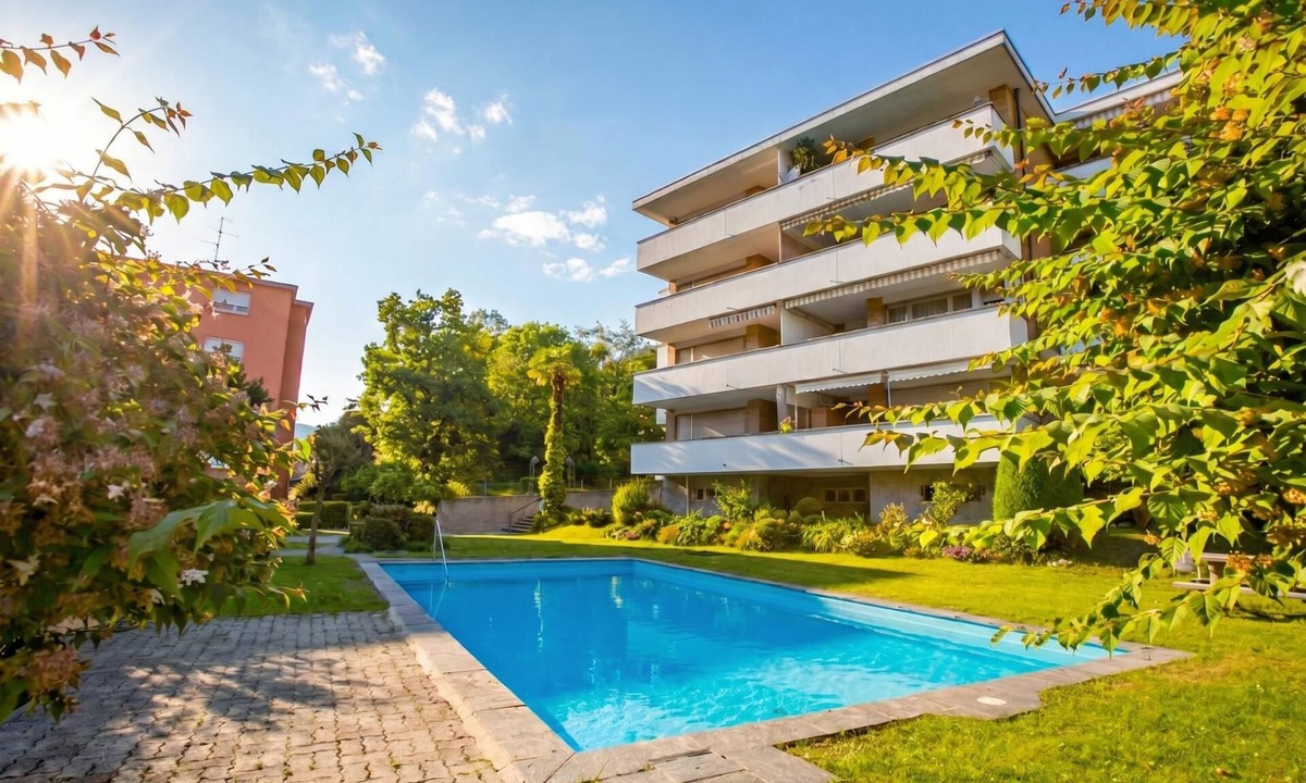 Minusio Apartment | Malibu46 - Minusio Apt with Shared Pool & Balcony, Minusio, Switzerland