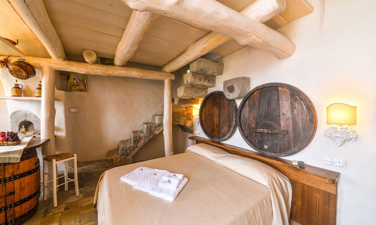 Lacco Ameno Apartment | Monolocale con Vasca Idromassaggio Privata - Belgodere Apartments