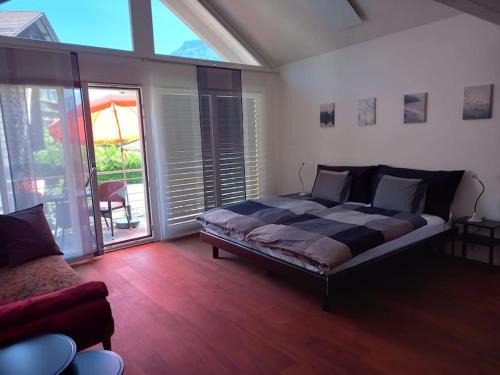 Matten bei Interlaken Apartment | NEW. Matten Central Family Suite, sleeps 4